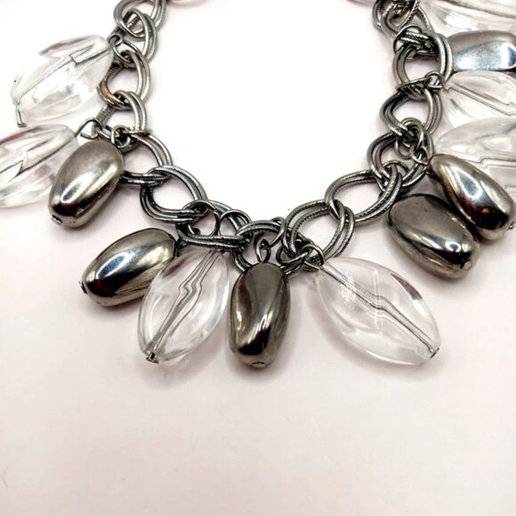 Clear Acrylic + Silver Beaded Chainmail Bracelet Silver Tone 9" - Picture 5 of 9